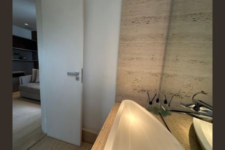 Apartamento à venda com 118m², 3 quartos e 2 vagasBanheiro da Suíte 3