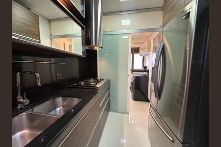 Apartamento à venda com 118m², 3 quartos e 2 vagasCozinha