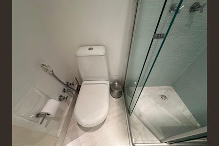 Apartamento à venda com 118m², 3 quartos e 2 vagasBanheiro da Suíte 2