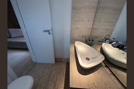 Apartamento à venda com 118m², 3 quartos e 2 vagasBanheiro da Suíte 3