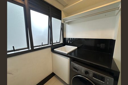 Apartamento à venda com 118m², 3 quartos e 2 vagasÁrea de Serviço