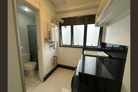 Apartamento à venda com 118m², 3 quartos e 2 vagasÁrea de Serviço