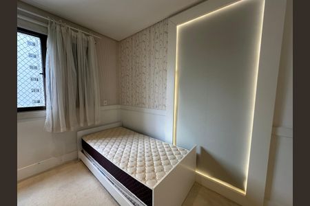 Apartamento à venda com 118m², 3 quartos e 2 vagasSuíte 2