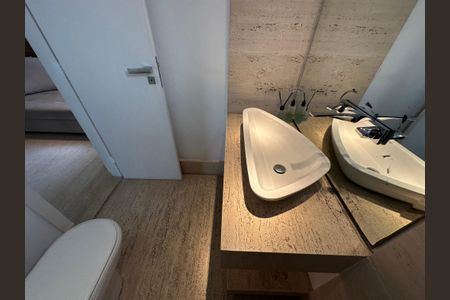 Apartamento à venda com 118m², 3 quartos e 2 vagasBanheiro da Suíte 3