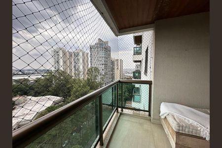 Apartamento à venda com 118m², 3 quartos e 2 vagasVaranda da Sala