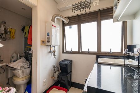 Apartamento à venda com 118m², 2 quartos e 2 vagasÁrea de Serviço