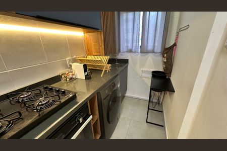 Apartamento à venda com 68m², 2 quartos e 1 vagaÁrea de Serviço