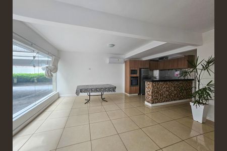 Apartamento para alugar com 75m², 2 quartos e 1 vagaÁrea de Lazer 