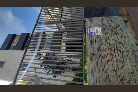 Apartamento à venda com 280m², 3 quartos e 2 vagas Apartamento à venda com 280m², 3 quartos e 2 vagasPlaca instalada