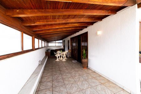 Apartamento à venda com 280m², 3 quartos e 2 vagas Apartamento à venda com 280m², 3 quartos e 2 vagasCobertura