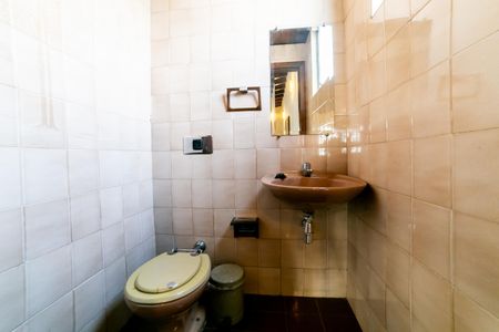 Apartamento à venda com 280m², 3 quartos e 2 vagas Apartamento à venda com 280m², 3 quartos e 2 vagasLavabo