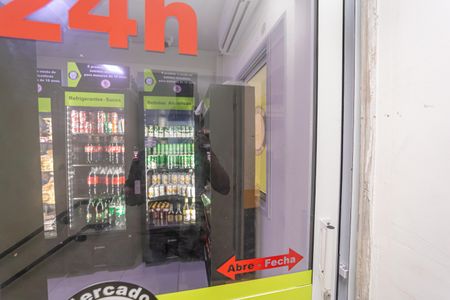 Apartamento para alugar com 37m², 2 quartos e sem vaga Apartamento para alugar com 37m², 2 quartos e sem vagaMini Mercado