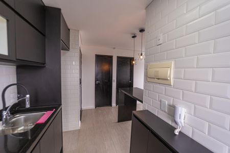 Apartamento para alugar com 37m², 2 quartos e sem vaga Apartamento para alugar com 37m², 2 quartos e sem vagaCozinha e Área de Serviço