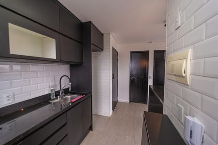 Apartamento para alugar com 37m², 2 quartos e sem vaga Apartamento para alugar com 37m², 2 quartos e sem vagaCozinha e Área de Serviço