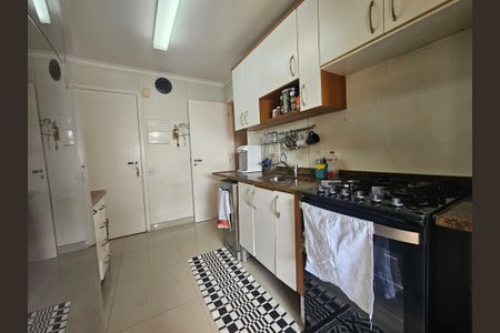 Apartamento à venda com 87m², 4 quartos e 2 vagasCozinha