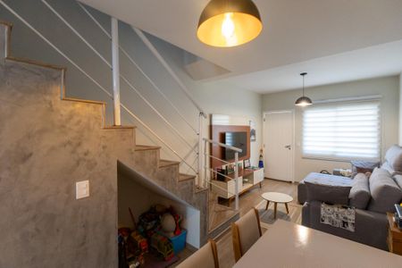 Sala de Jantar de casa de condomínio à venda com 2 quartos, 101m² em Vila Romano, São Paulo