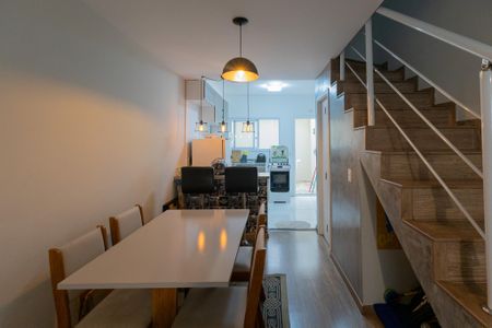 Casa de condomínio à venda com 101m², 2 quartos e 2 vagas Casa de condomínio à venda com 101m², 2 quartos e 2 vagasSala de Jantar