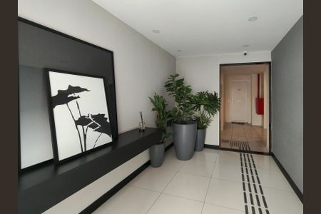 Apartamento para alugar com 42m², 2 quartos e 1 vaga Apartamento para alugar com 42m², 2 quartos e 1 vagaFachada e portaria