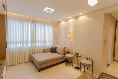 Sala de apartamento para alugar com 2 quartos, 82m² em Carmo, Belo Horizonte