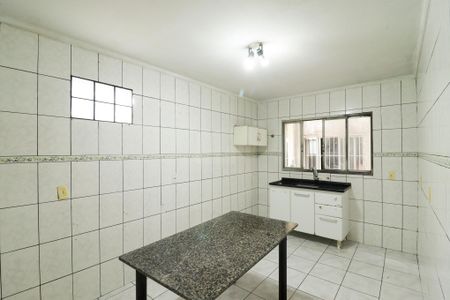 Casa para alugar com 60m², 2 quartos e sem vagaCozinha e Área de Serviço