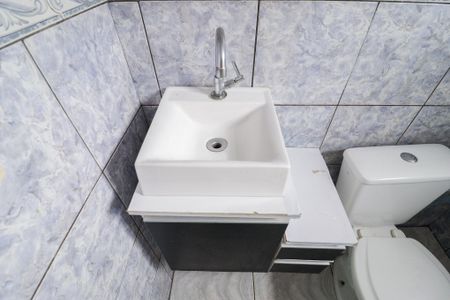 Casa para alugar com 60m², 2 quartos e sem vagaBanheiro