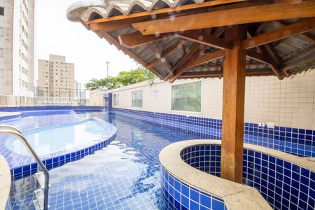 Apartamento para alugar com 33m², 1 quarto e 1 vagaÁrea comum - Piscina