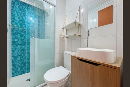 Banheiro de apartamento à venda com 1 quarto, 33m² em Santa Maria, Osasco