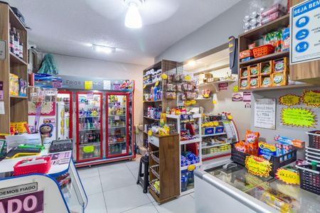 Apartamento à venda com 45m², 2 quartos e 1 vagaMini mercado