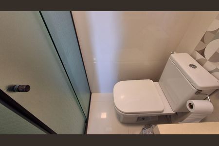 Apartamento à venda com 68m², 3 quartos e 2 vagasBanheiro Social 