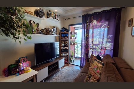 Apartamento à venda com 68m², 3 quartos e 2 vagasSala