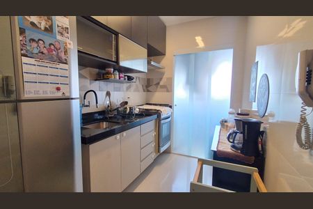 Apartamento à venda com 68m², 3 quartos e 2 vagasCozinha 