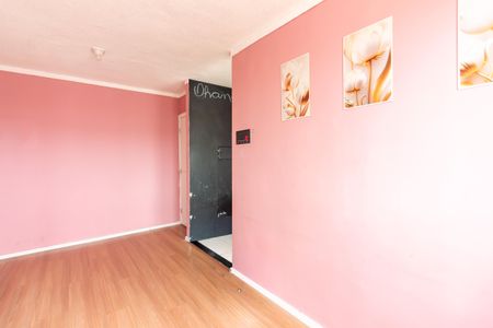 Apartamento para alugar com 42m², 2 quartos e sem vaga Apartamento para alugar com 42m², 2 quartos e sem vagaSala