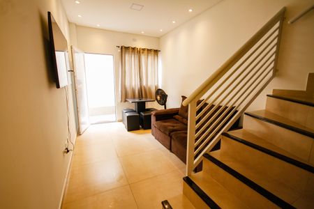 Casa de condomínio para alugar com 64m², 2 quartos e 1 vagaSala