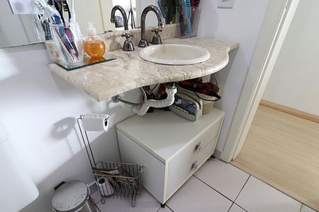 Apartamento à venda com 95m², 3 quartos e 2 vagasBanheiro Social