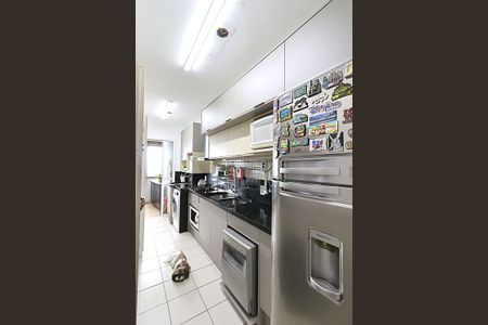 Apartamento à venda com 95m², 3 quartos e 2 vagasCozinha e Área de Serviço