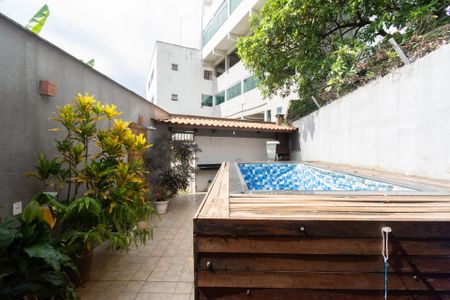 Casa à venda com 240m², 3 quartos e 2 vagasEspaço Gourmet e Piscina