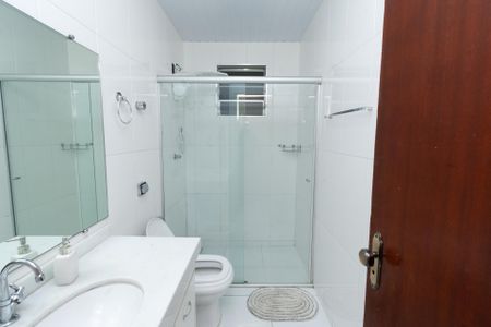 Casa à venda com 240m², 3 quartos e 2 vagasBanheiro Social