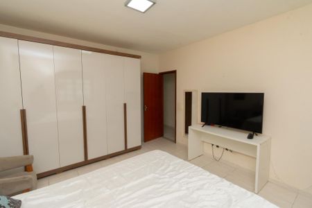 Casa à venda com 240m², 3 quartos e 2 vagasQuarto 1