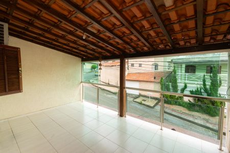 Casa à venda com 240m², 3 quartos e 2 vagasVaranda Superior
