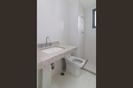 Apartamento à venda com 75m², 2 quartos e 1 vagaSuíte 2 - Banheiro