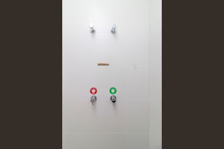 Apartamento à venda com 75m², 2 quartos e 1 vagaSuíte 1 - Banheiro