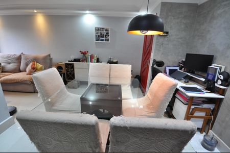 Apartamento à venda com 53m², 2 quartos e 1 vagaSala
