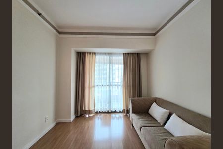 Apartamento para alugar com 70m², 2 quartos e 1 vagaSala