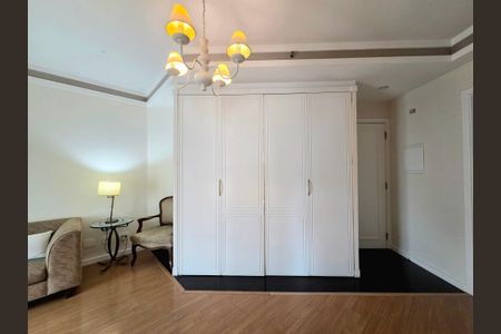 Sala de apartamento para alugar com 2 quartos, 70m² em Itaim Bibi, São Paulo