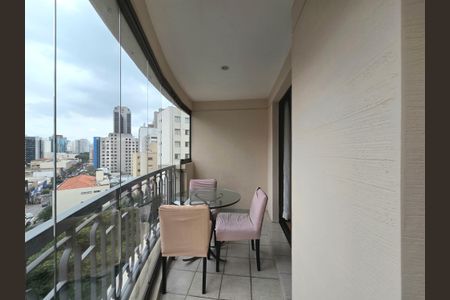 Apartamento para alugar com 70m², 2 quartos e 1 vagaVaranda