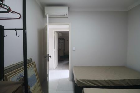 Apartamento para alugar com 143m², 3 quartos e 2 vagasQuarto