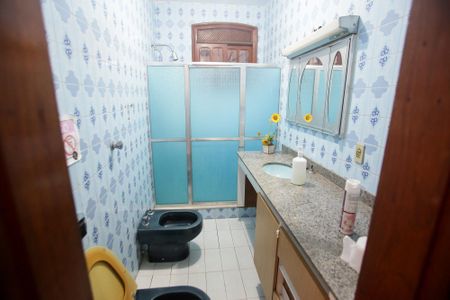 Casa à venda com 429m², 4 quartos e 3 vagasBanheiro Social