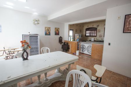 Casa à venda com 429m², 4 quartos e 3 vagasCopa