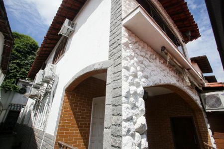 Casa à venda com 429m², 4 quartos e 3 vagasFrente da Casa