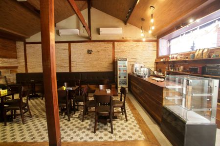 Casa à venda com 429m², 4 quartos e 3 vagasGaragem